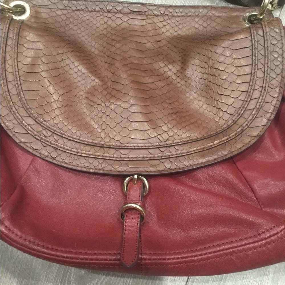 Korean burgundy crossbody - Picture 3 of 7